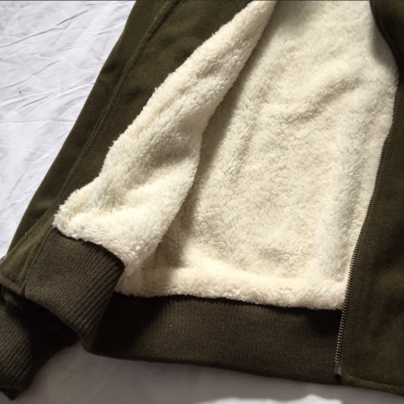 Old Navy | Wool & Fur Lined Jacket - Picture 6 of 11